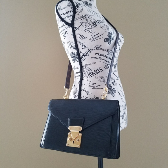 Louis Vuitton Monceau Small Crossbody - Picture 8 of 8